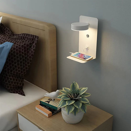 Creatieve Eenvoudige LED  Telefoonoplader Wandlamp