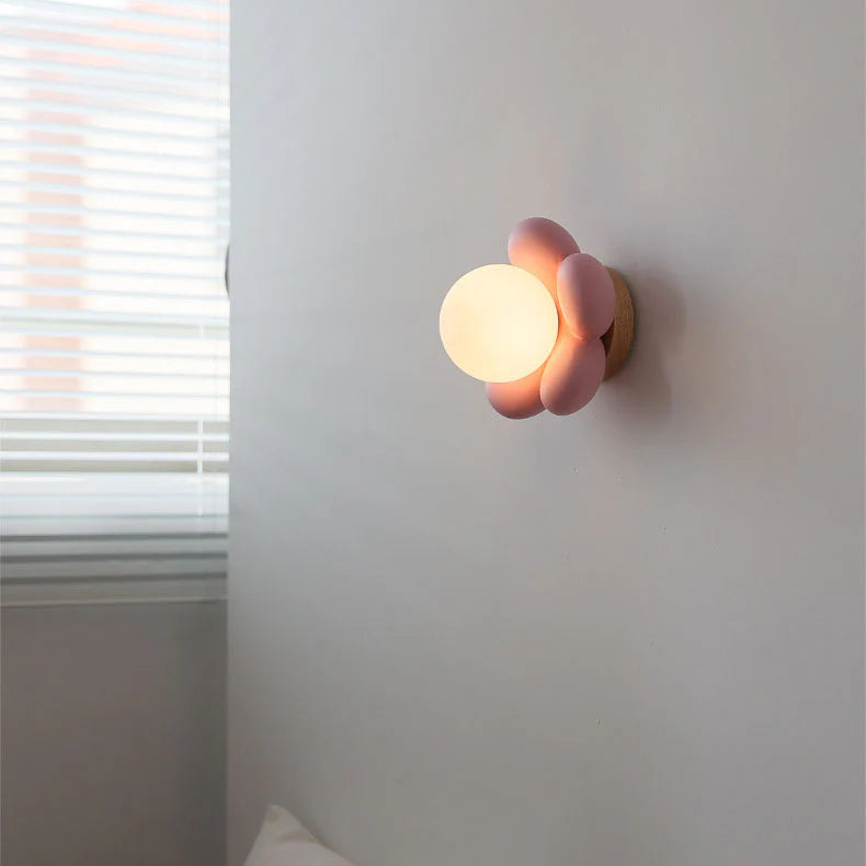Moderne Bloemen Wandlamp van Glas en Keramiek