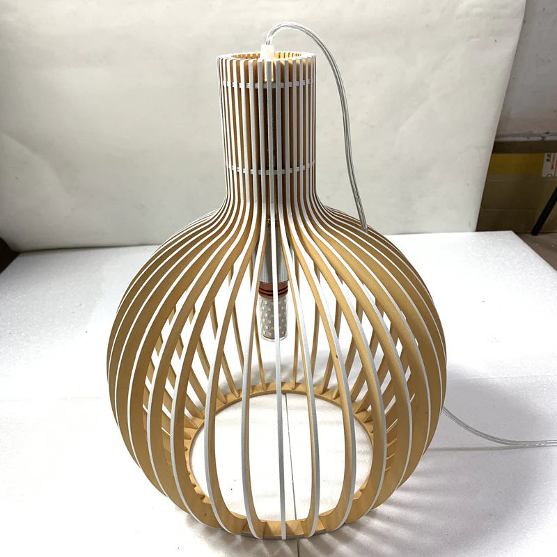Vintage Houten Hanglamp met Uniek Licht