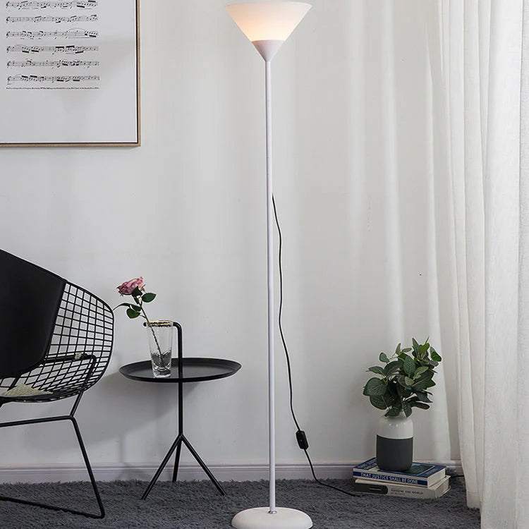 Minimalistische Kegelvormige Staand Vloerlamp