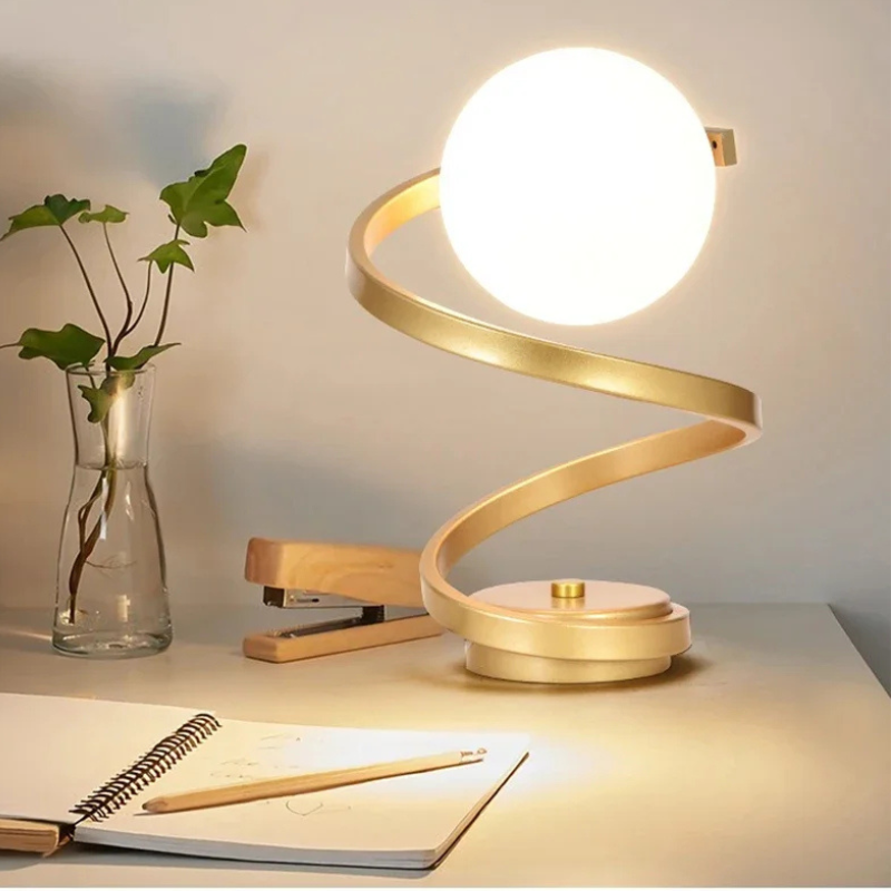 Nordic LED Tafellamp met Retro Elegantie