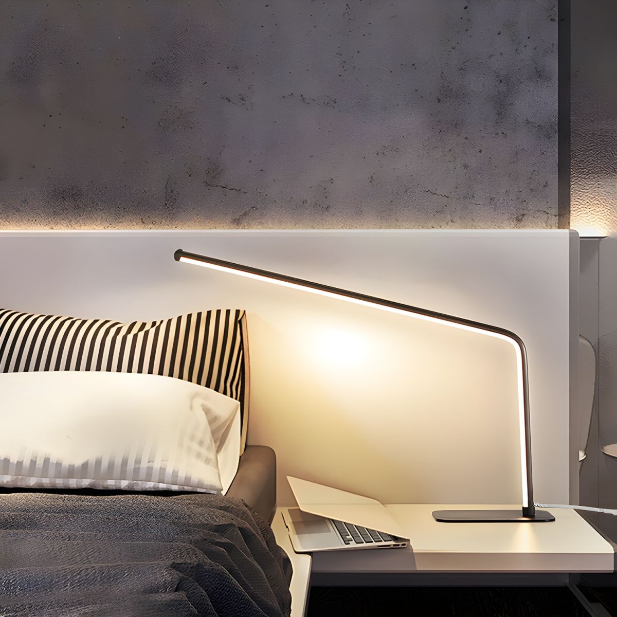 Nordic LED Bureaulamp met Traploze Dimming