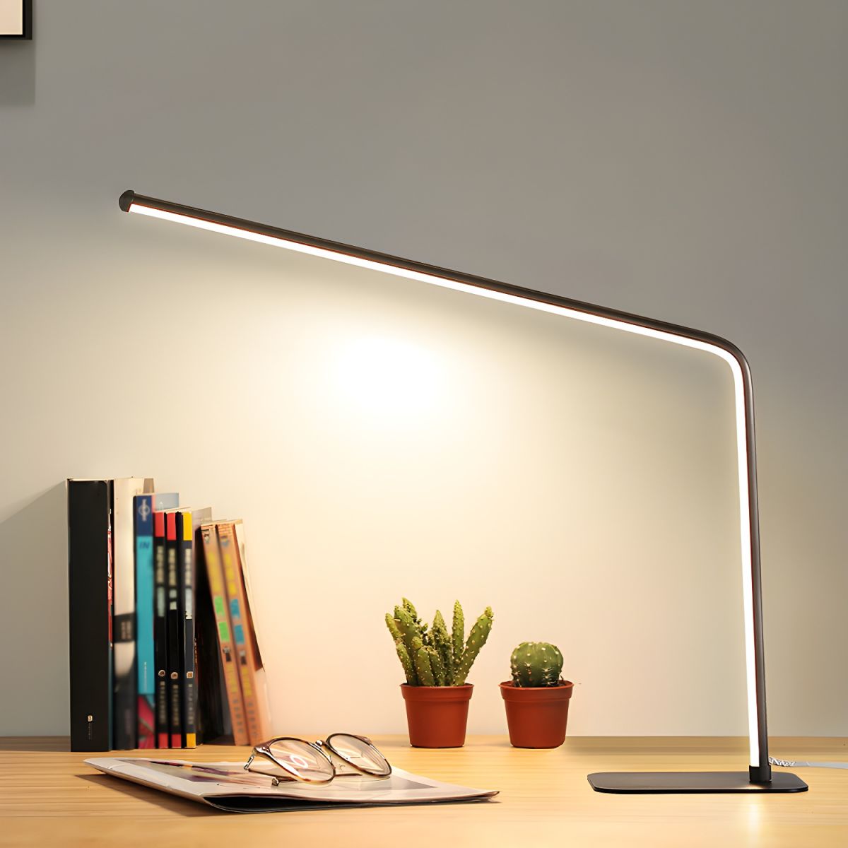 Nordic LED Bureaulamp met Traploze Dimming