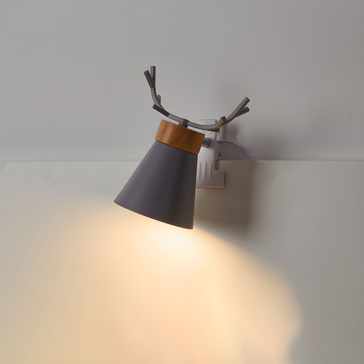 Macaron Stijl Tafellamp met Gewei-Design en Klemvoet