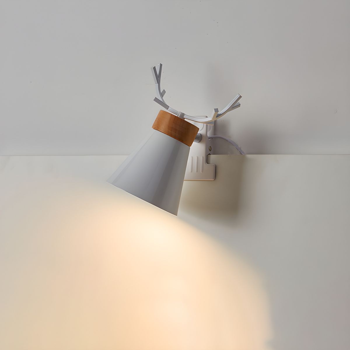 Macaron Stijl Tafellamp met Gewei-Design en Klemvoet