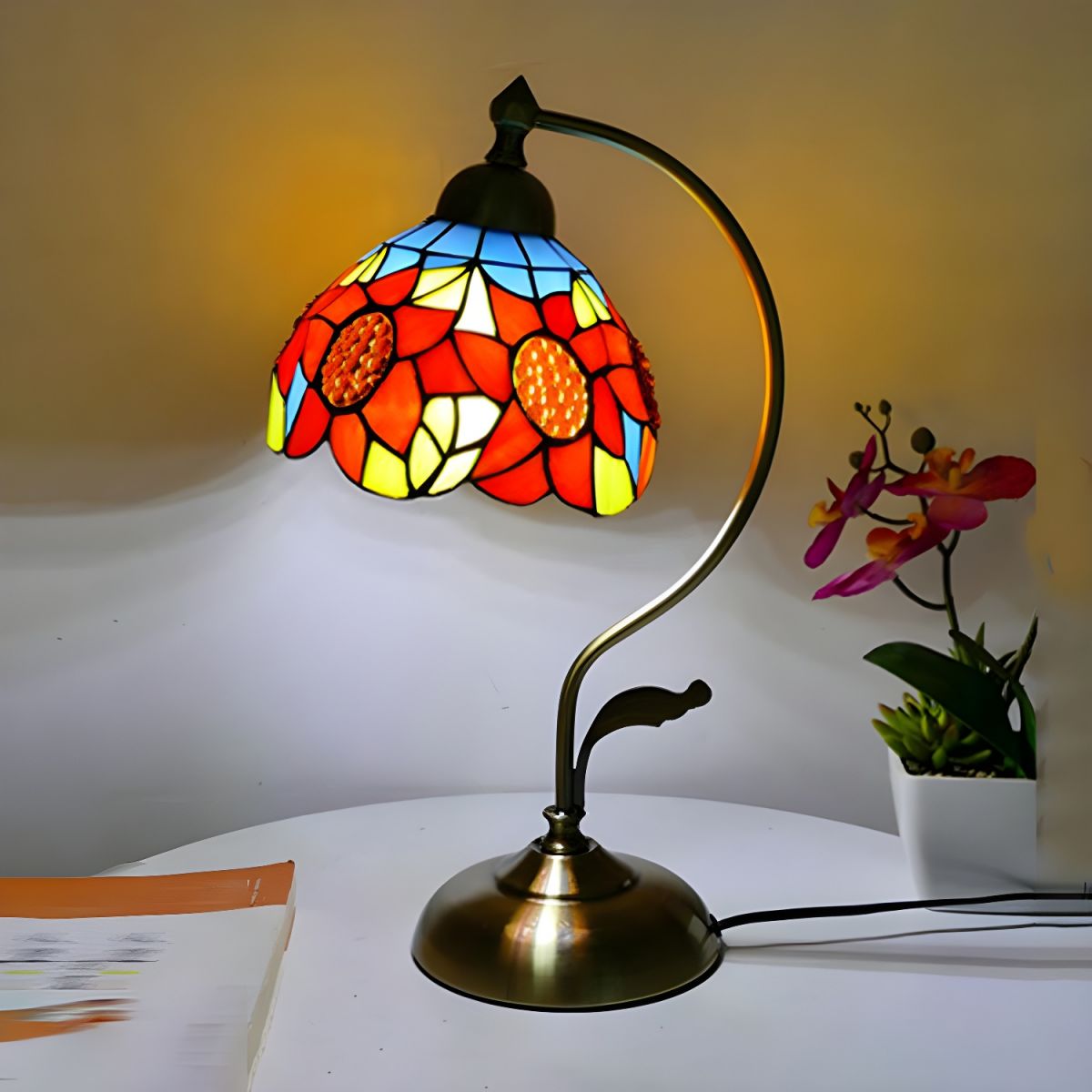 Tiffany Klassieke Glas-in-Lood Design Tafellamp