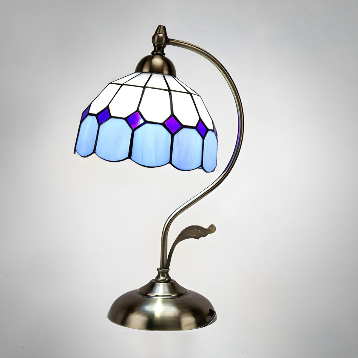 Tiffany Klassieke Glas-in-Lood Design Tafellamp