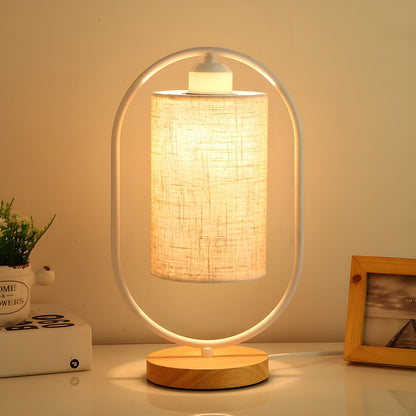 Moderne Tafellamp met Stoffen Kap en Houten Voet