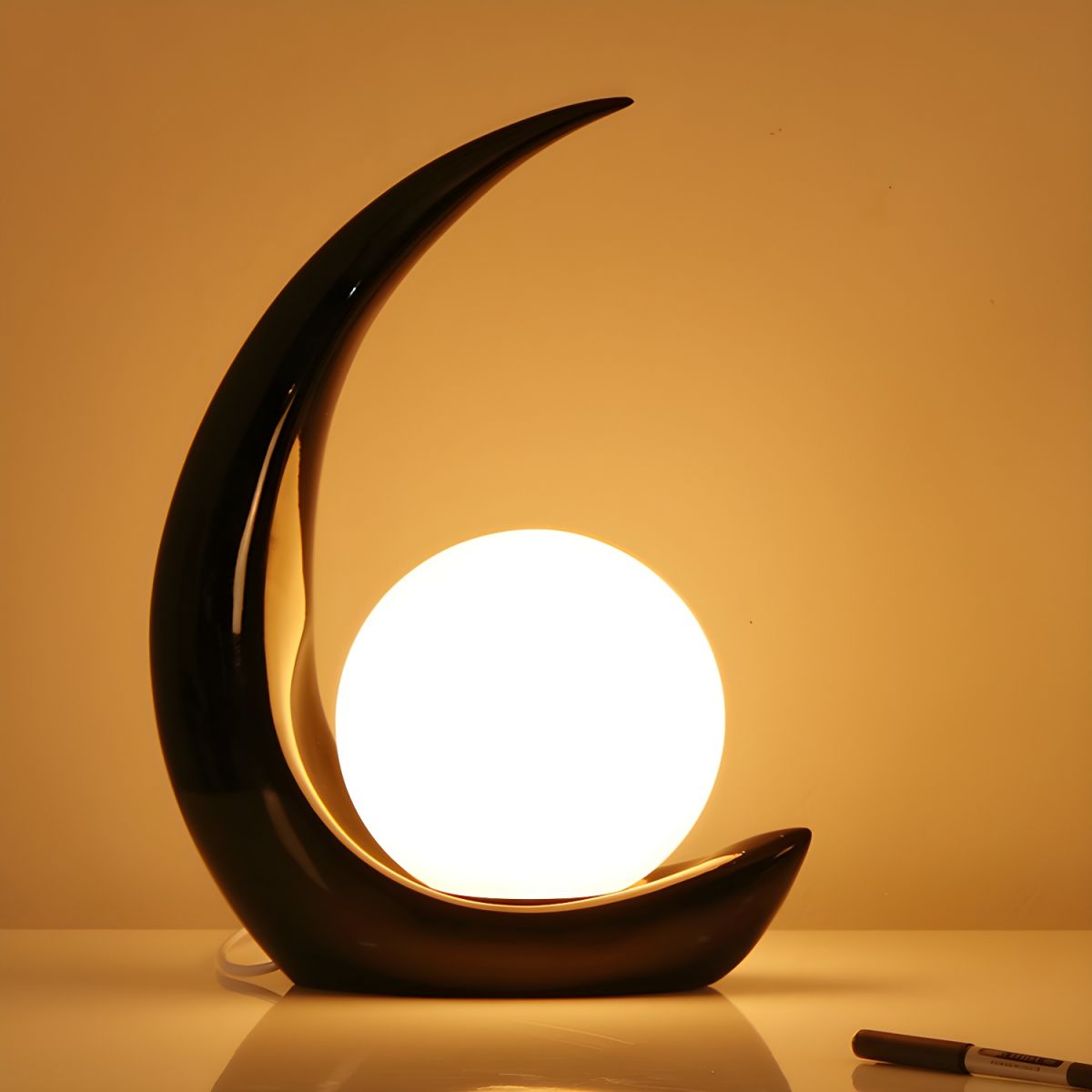 Minimalistisch Design Moderne Tafellamp met Glasbol