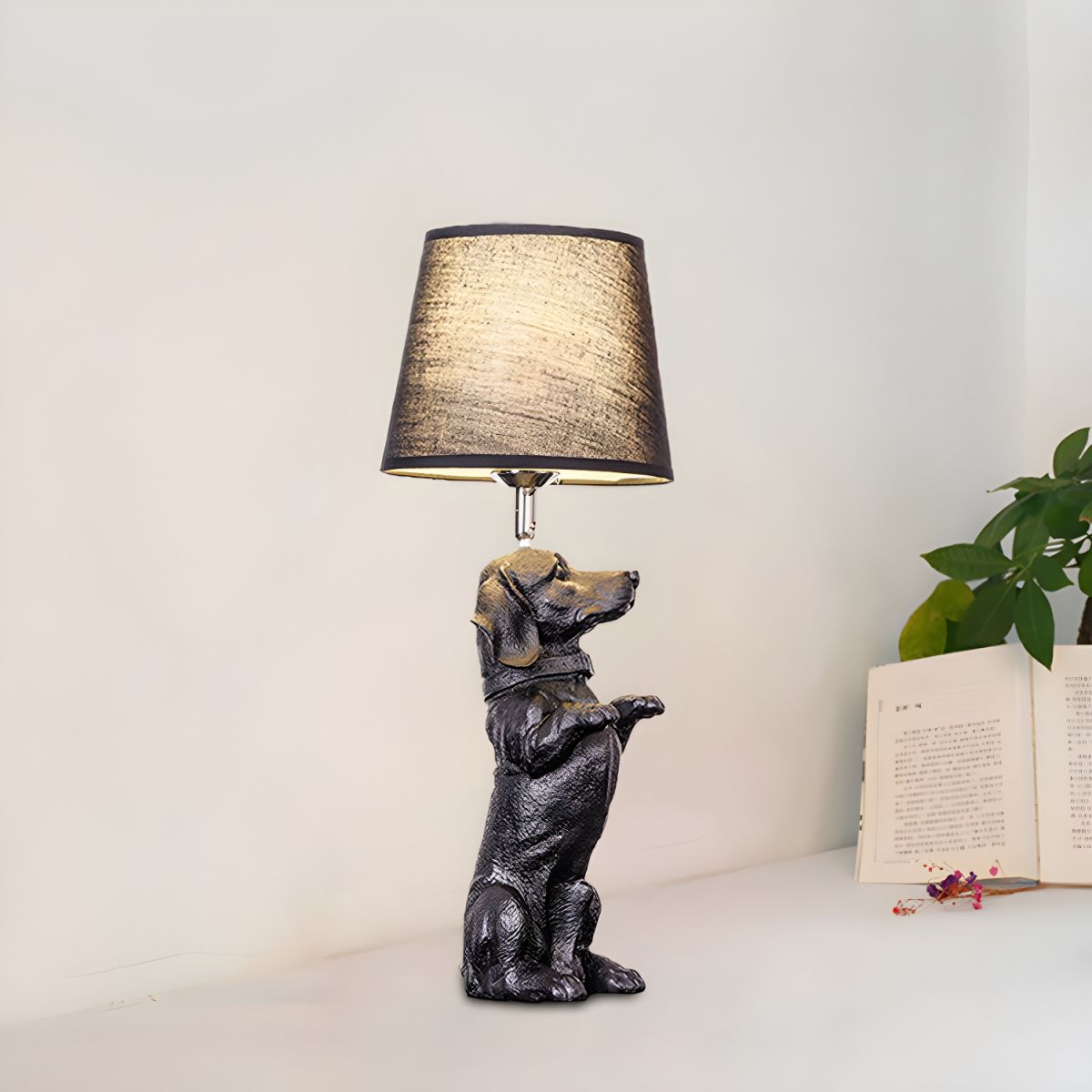 PupLight Creatieve Hondenlamp met Stoffen Kap