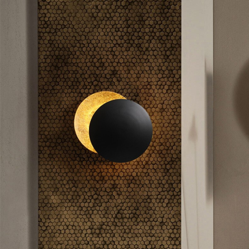 SolarGlow-Wandlamp met Zonsverduistering Effect