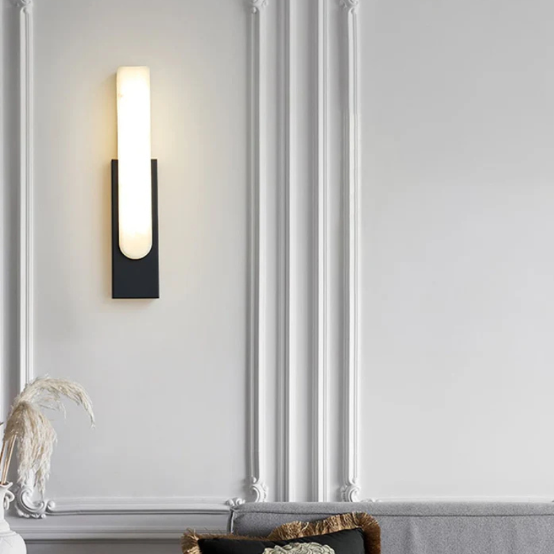 Luxe Alabaster Wandlamp met Natuurlijk Marmerpatroon