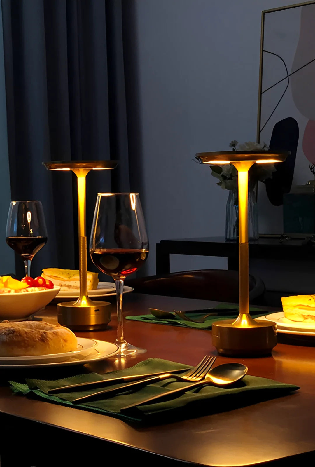 Éclat Tafel Lamp met Strakke Simpliciteit & Stijl