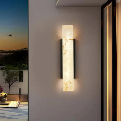 Minimalistische Buiten Wandlamp met Marmerdetail