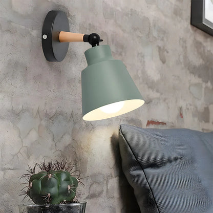 Kleurrijke Moderne Wandlamp met IJzeren Beugel