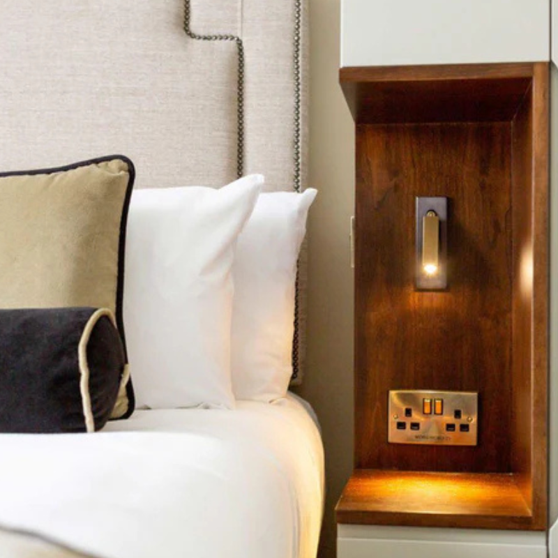 Inbouw Wandlamp – Slim, Draaibaar en Discreet Ontwerp