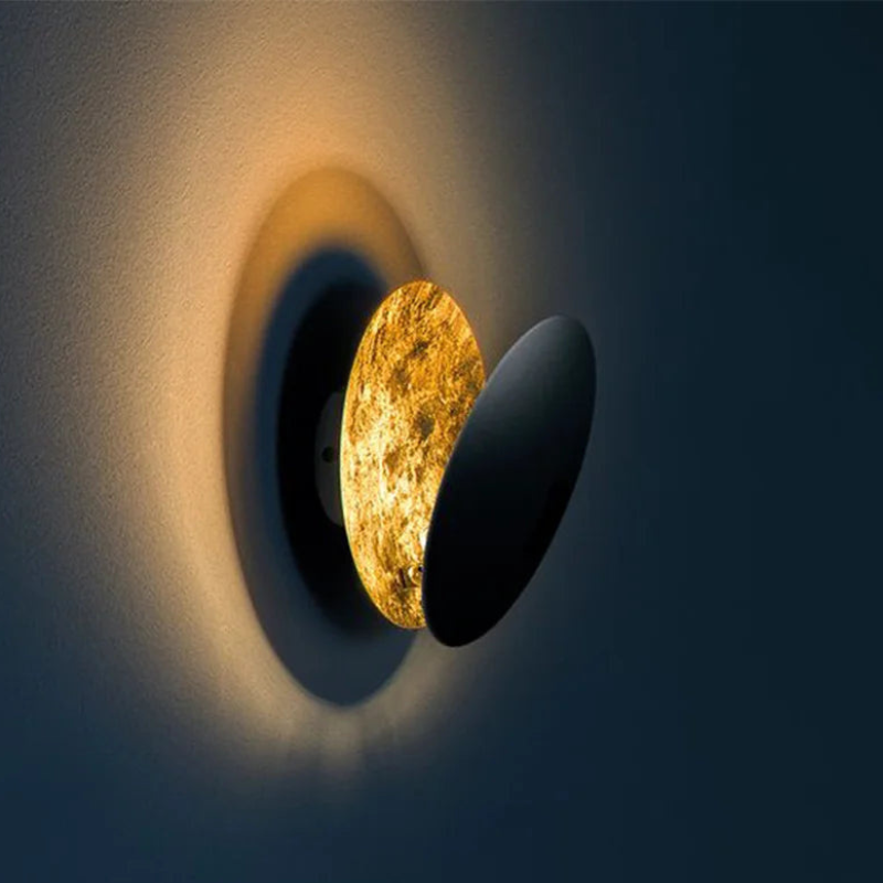 SolarGlow-Wandlamp met Zonsverduistering Effect