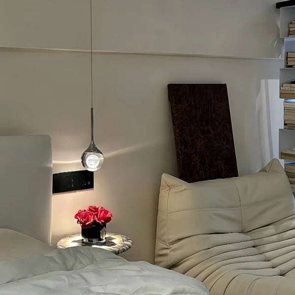 Heldere Glazen Bol Hanglamp met Tijdloze Uitstraling