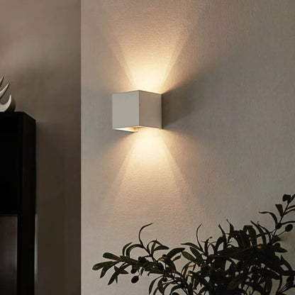 FlexiGlow Stijlvolle LED Verstelbare Wandlamp