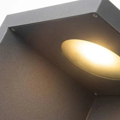 Luxely Waterdichte Buitenlamp voor Tuin en Binnenplaats