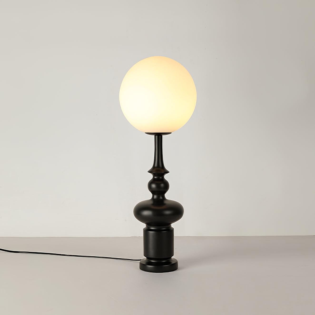 Klassiek Design Tafellamp met Tijdloze Sfeer