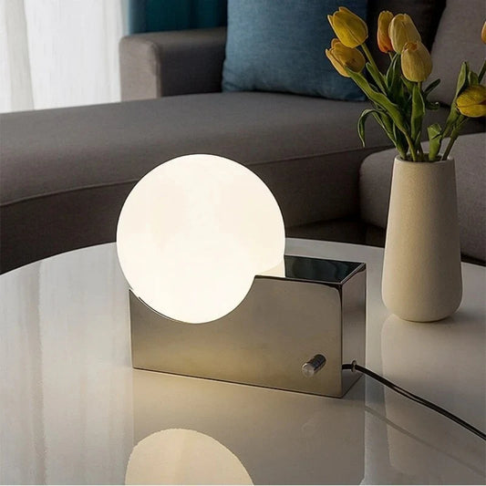 Modern Ontwerp Tafellamp met Matte Glazen Bol
