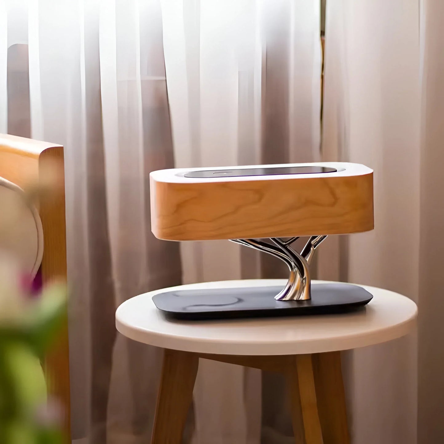 GlowSync Licht & Sound Tafel Lamp met Draadloze Oplader