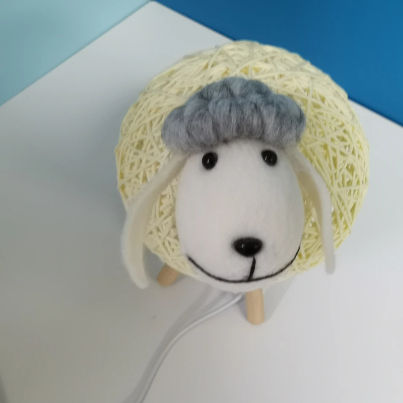 Schaap Nachtlamp – Handgeweven LED Tafellamp met Dimbare Verlichting