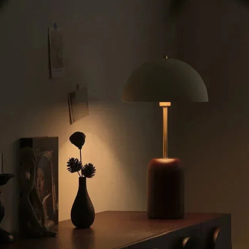 Stijlvolle Hout & IJzer Design Delphi Tafellamp