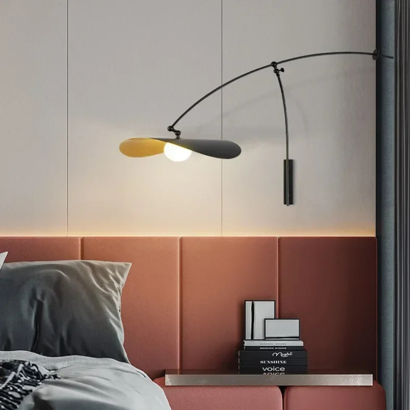 Scandinavische Wandlamp met Verstelbare Arm