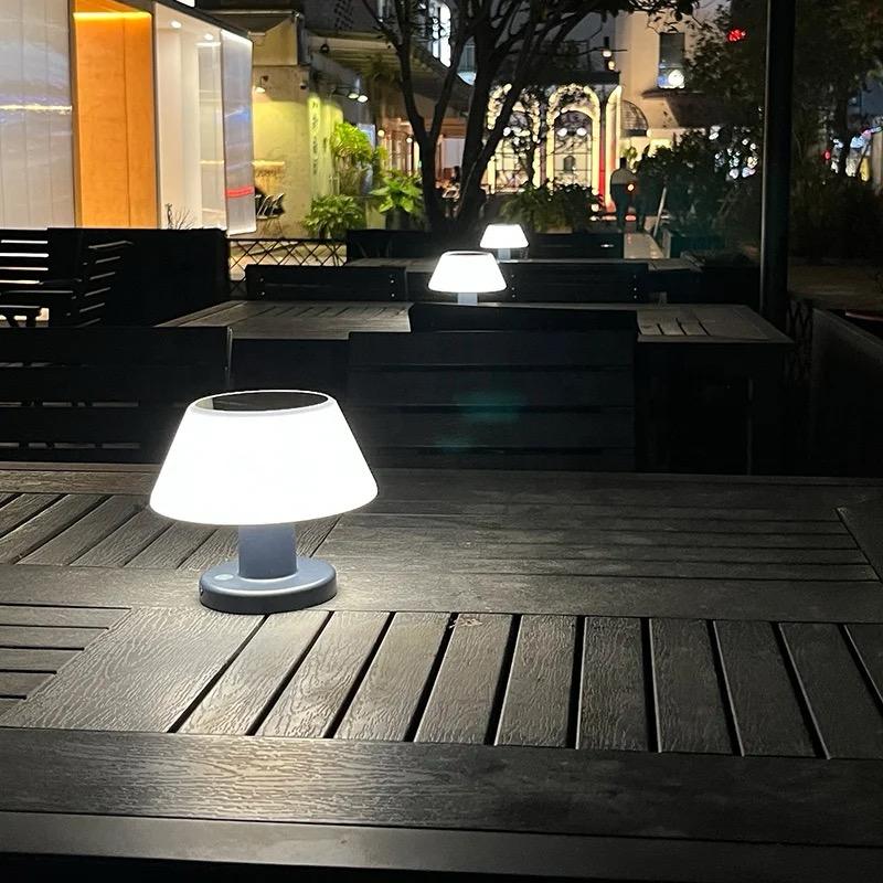 Solar Tafel Lamp met Modern Design