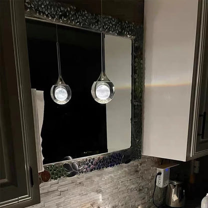 Heldere Glazen Bol Hanglamp met Tijdloze Uitstraling