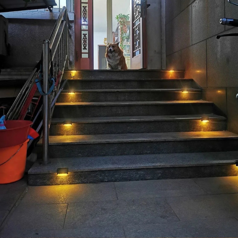 Solar DeckLicht – 16-delige LED Set voor Tuin & Trapverlichting