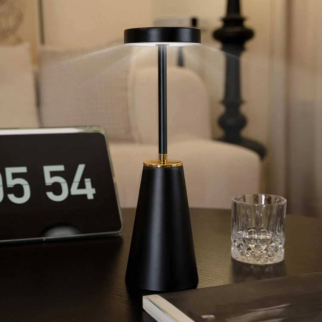 Oplaadbare Draadloze Tafellamp met Modern Design