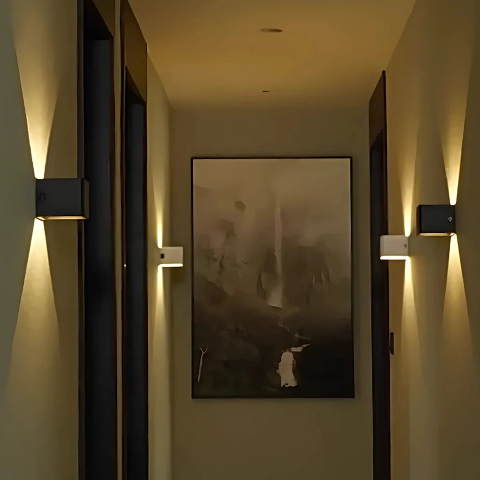 FlexiGlow Stijlvolle LED Verstelbare Wandlamp
