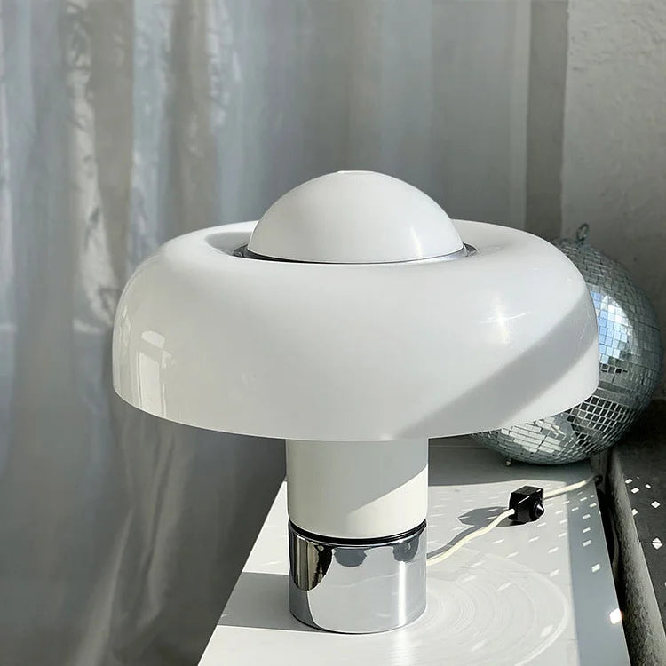 Luxe Italiaans Design Tafellamp met Koperen Accenten