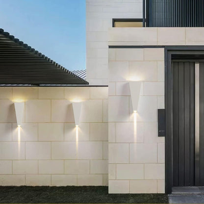Strakke Buitenwandlamp in Stijlvol Aluminium