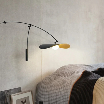 Scandinavische Wandlamp met Verstelbare Arm