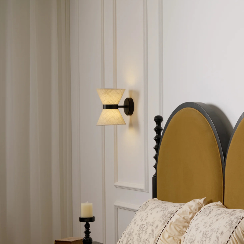 Wabi Sabi Wandlamp met Stoffen Kap