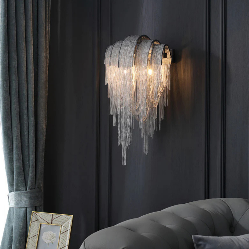 Luxe Ambockel Wandlamp met Aluminium Kettingdetails