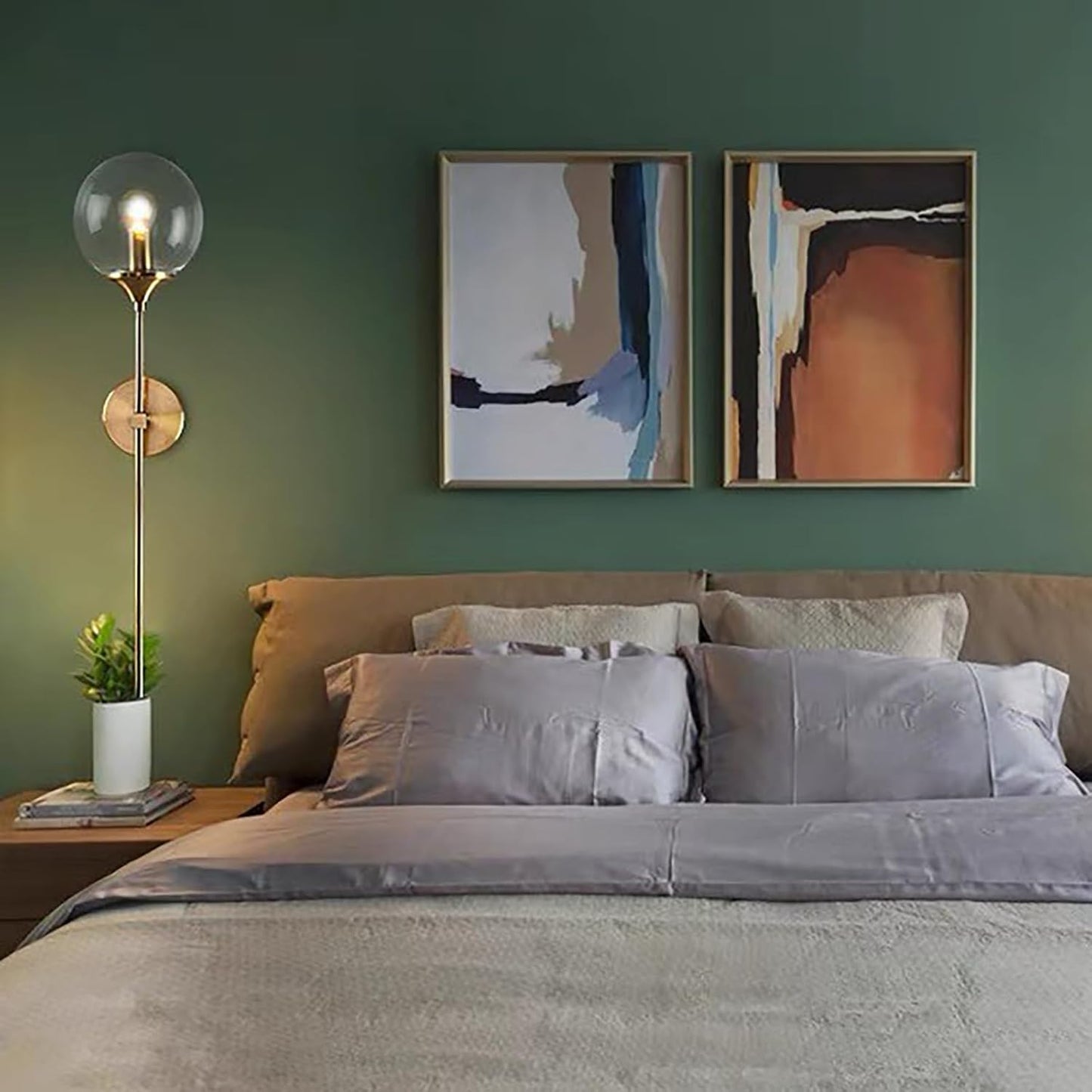 Luxe Wandlamp met Gouden Frame en Glazen Bol