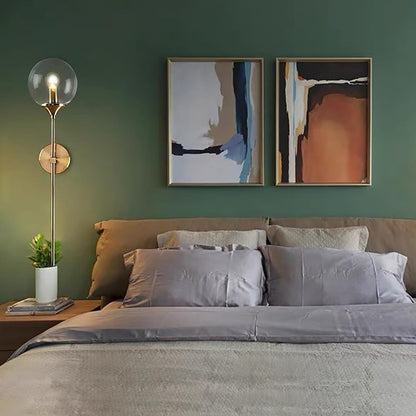 Luxe Wandlamp met Gouden Frame en Glazen Bol