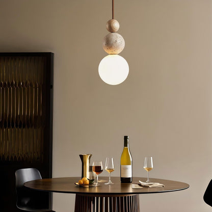 Travertijn en Houten Hanglamp met Opaal Glazen Lamp