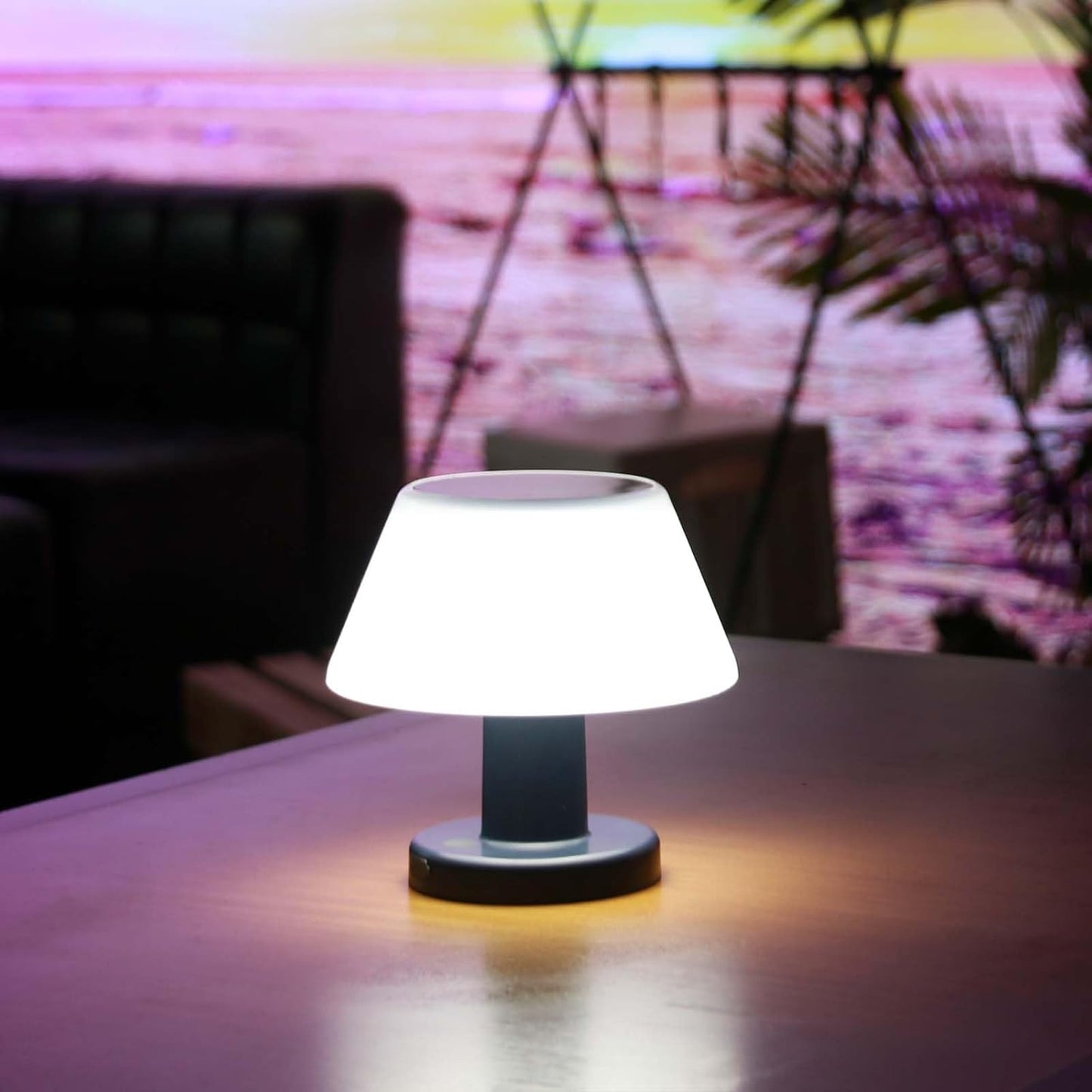 Solar Tafel Lamp met Modern Design