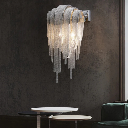 Luxe Ambockel Wandlamp met Aluminium Kettingdetails