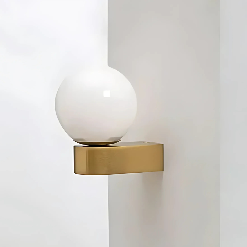 Glazen Bol Wandverlichting met Stijlvolle Afwerking