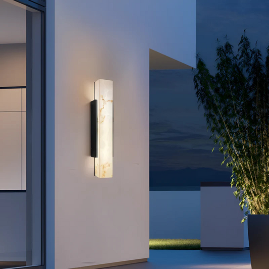 Minimalistische Buiten Wandlamp met Marmerdetail