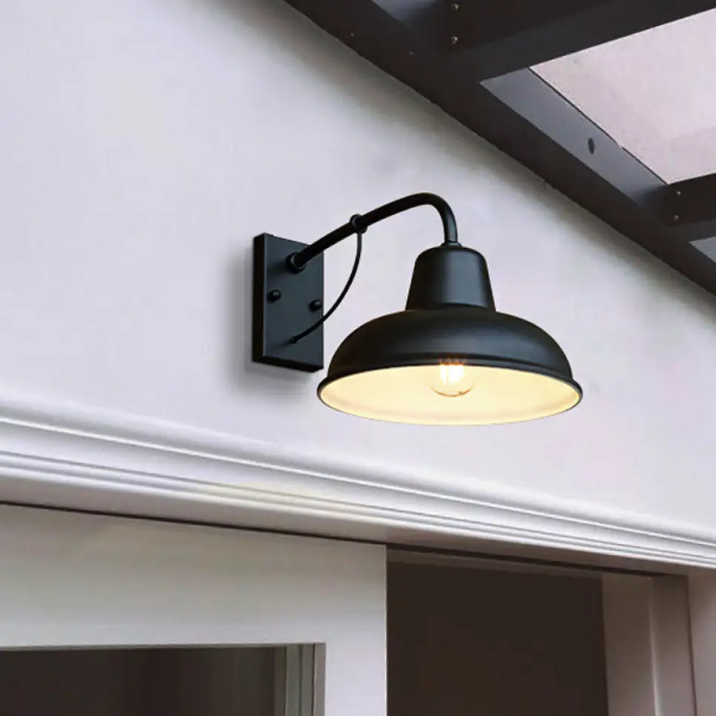 ForgeLight Industriële Buitenlamp med Stoer Design
