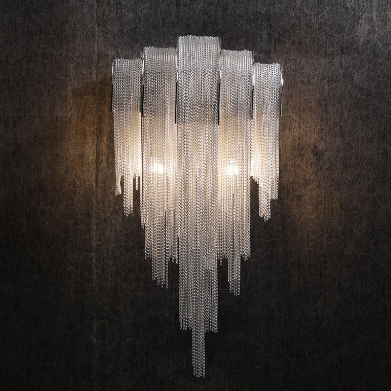 Luxe Ambockel Wandlamp met Aluminium Kettingdetails
