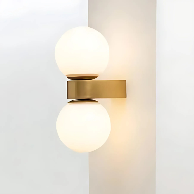 Glazen Bol Wandverlichting met Stijlvolle Afwerking